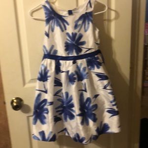 Girls dress size 8
